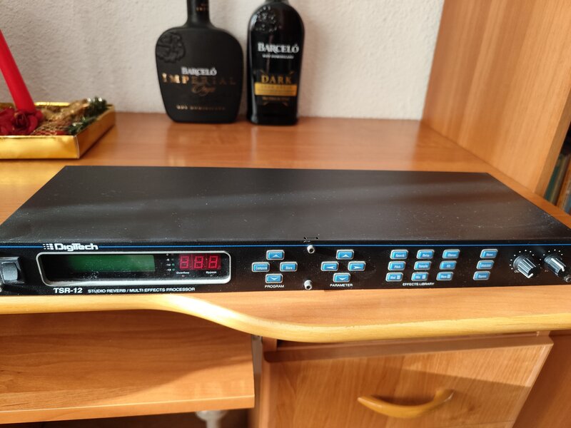 DigiTech TSR-12 Studio Reverb/Multi Effects Processor